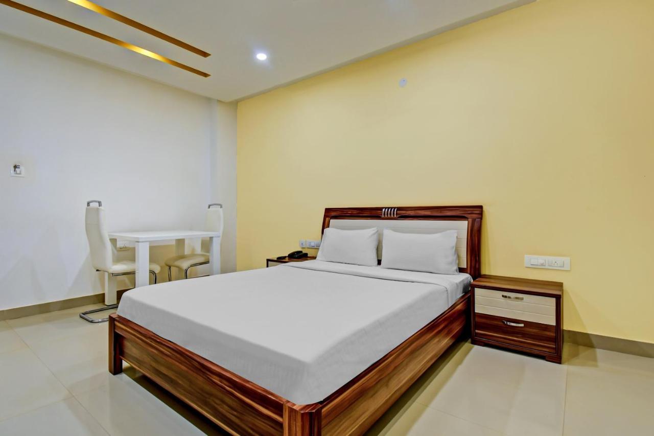 Rashi Comforts By Coastal Dine Hotel Dobbaspet Buitenkant foto
